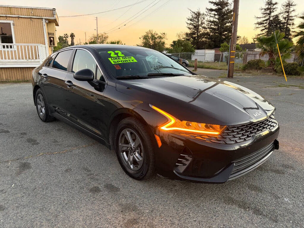 2022 KIA K5
