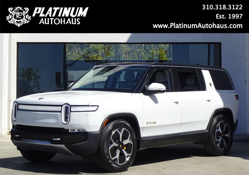 2024 RIVIAN R1S