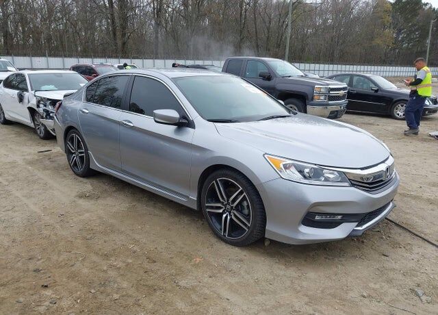 2017 HONDA Accord