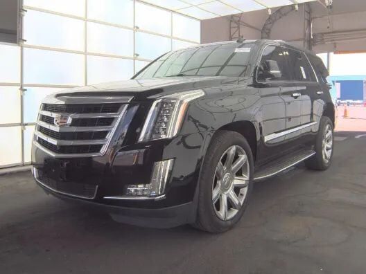 2017 CADILLAC Escalade