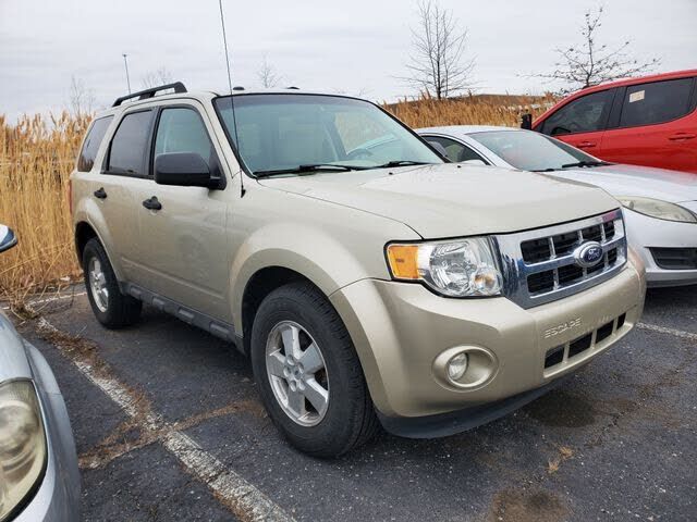 2011 FORD Escape
