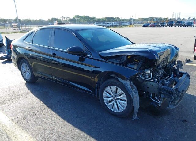 2019 VOLKSWAGEN Jetta