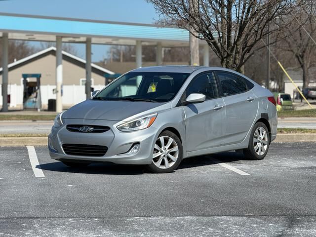 2014 HYUNDAI Accent