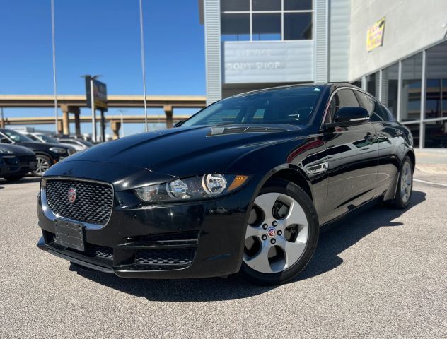2018 JAGUAR XE