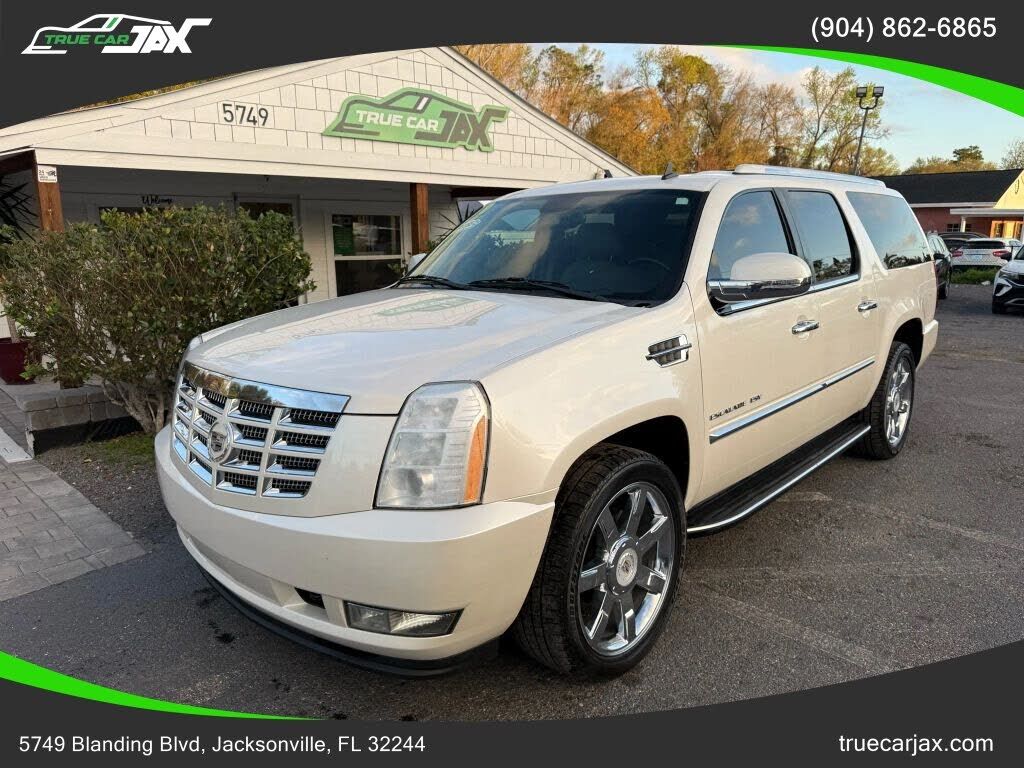 2010 CADILLAC Escalade