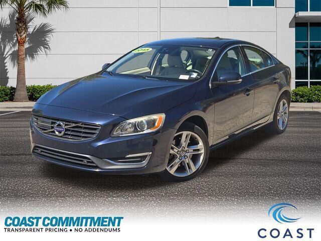 2015 VOLVO S60