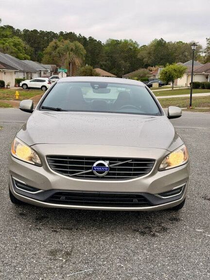 2016 VOLVO S60