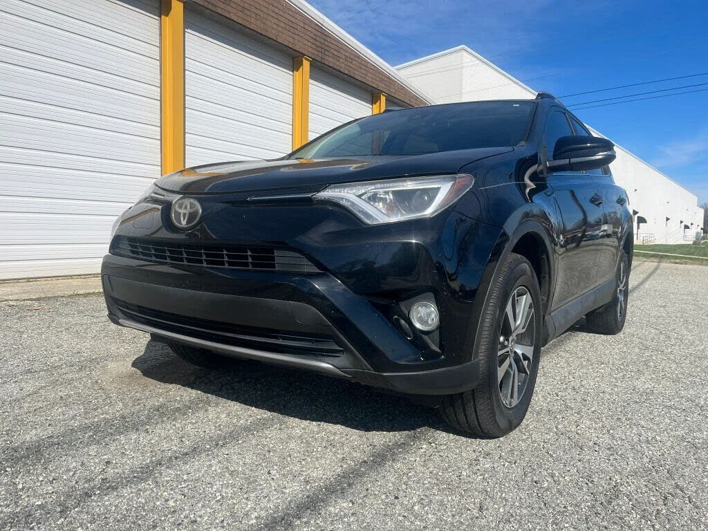 2017 TOYOTA RAV4