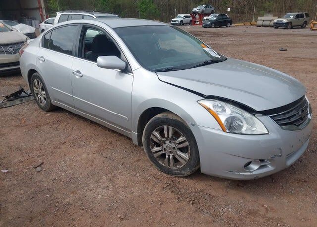 2012 NISSAN Altima