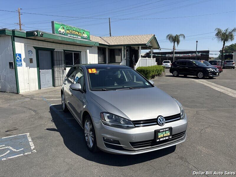 2015 VOLKSWAGEN Golf