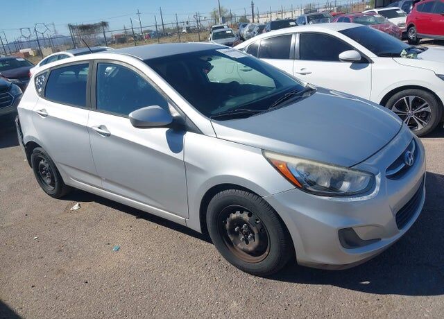 2017 HYUNDAI Accent