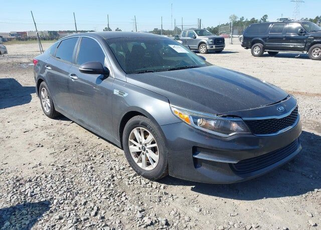 2017 KIA Optima