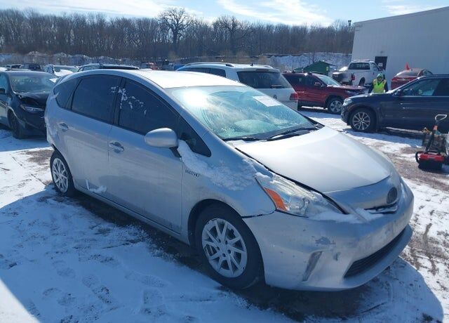 2014 TOYOTA Prius