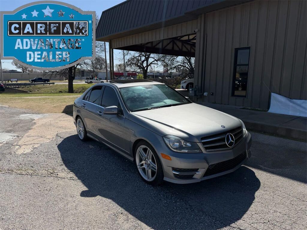 2013 MERCEDES-BENZ C-Class