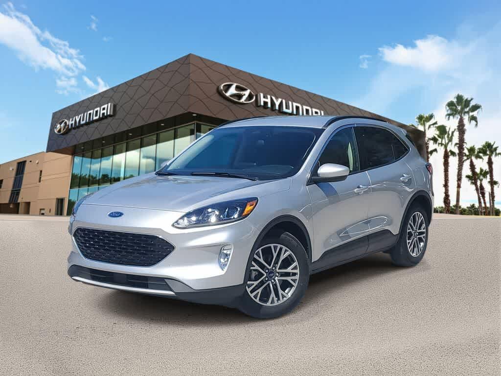 2020 FORD Escape