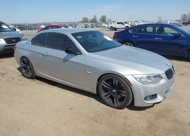 2011 BMW 3 Series