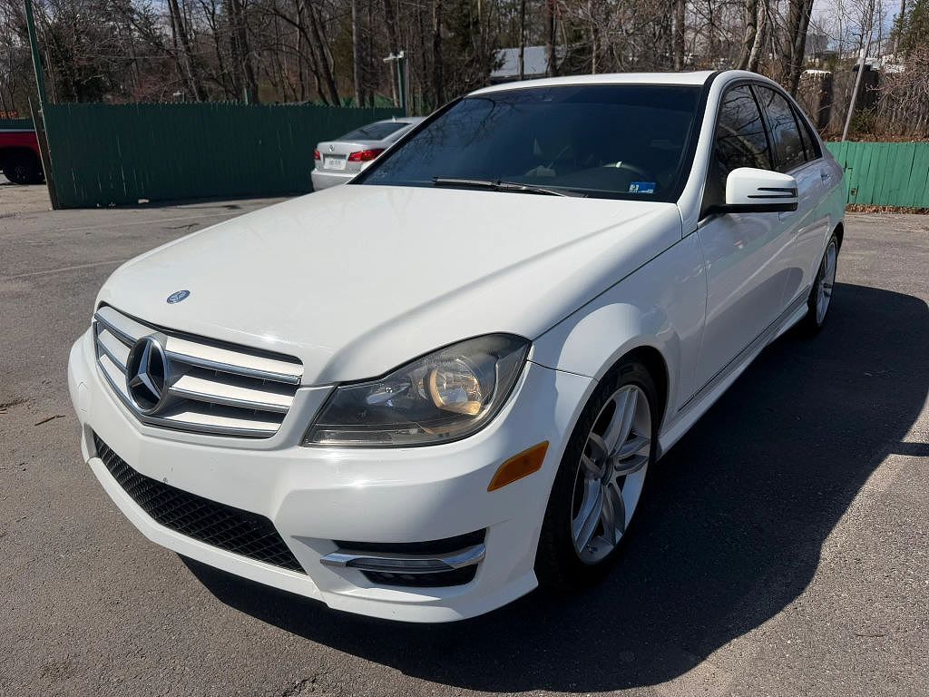 2013 MERCEDES-BENZ C-Class