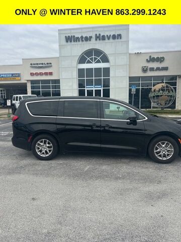 2024 CHRYSLER Pacifica