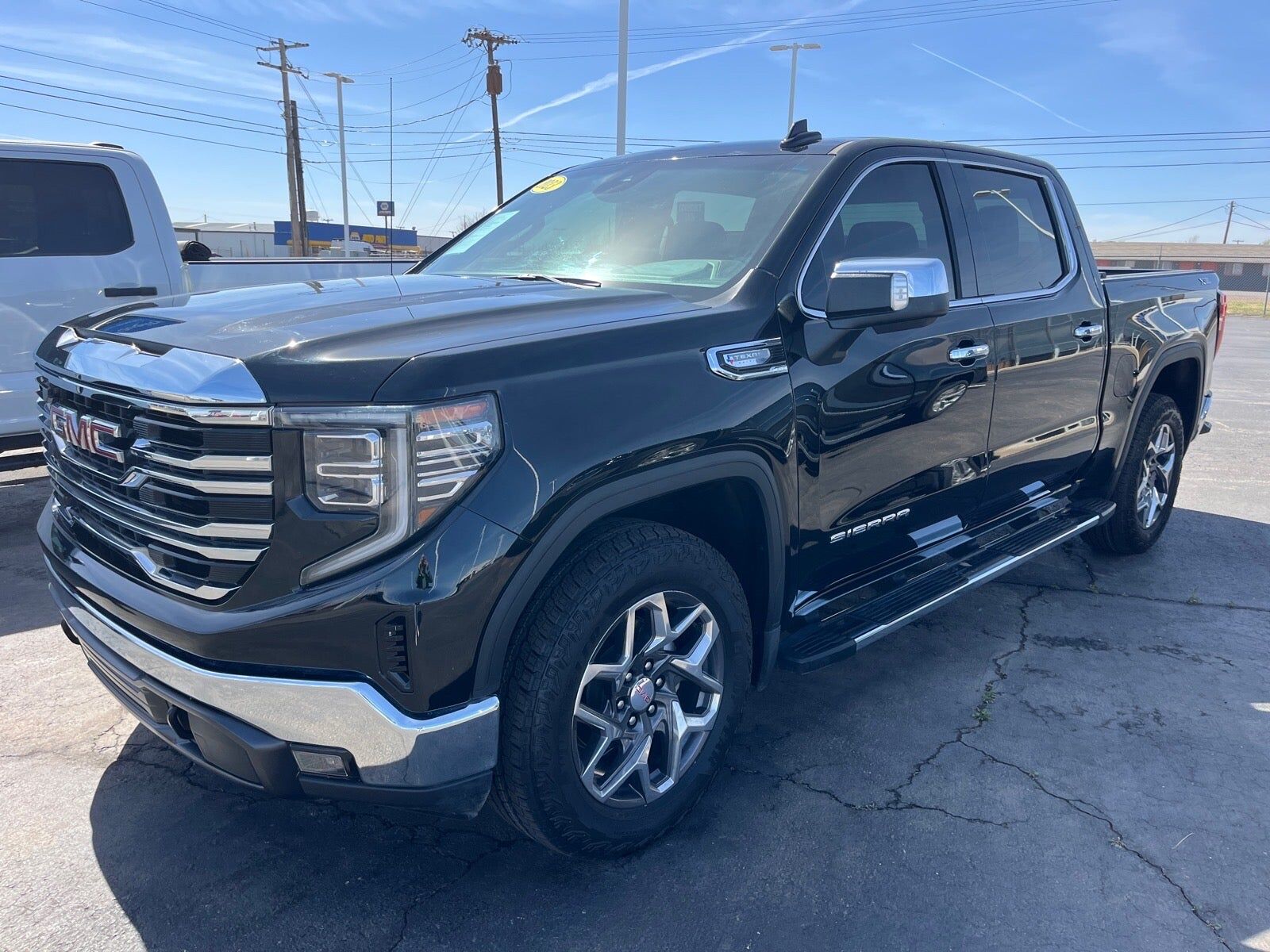 2023 GMC Sierra