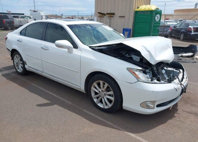 2011 LEXUS ES