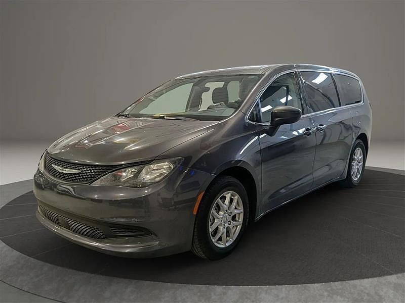 2022 CHRYSLER Voyager