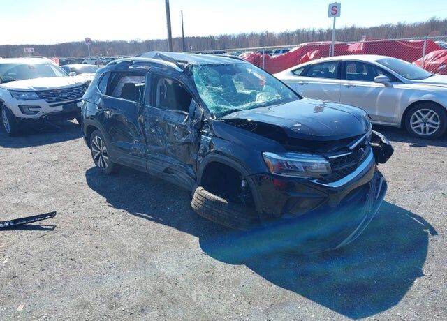 2024 VOLKSWAGEN Taos