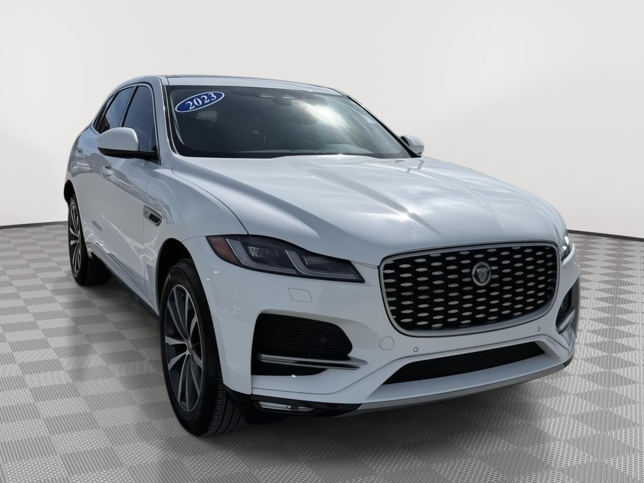 2023 JAGUAR F-Pace