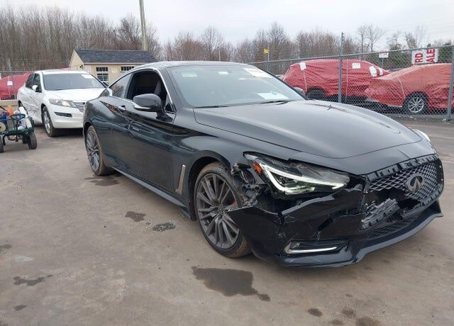 2017 INFINITI Q60