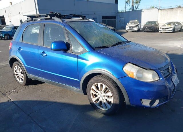 2013 SUZUKI SX4