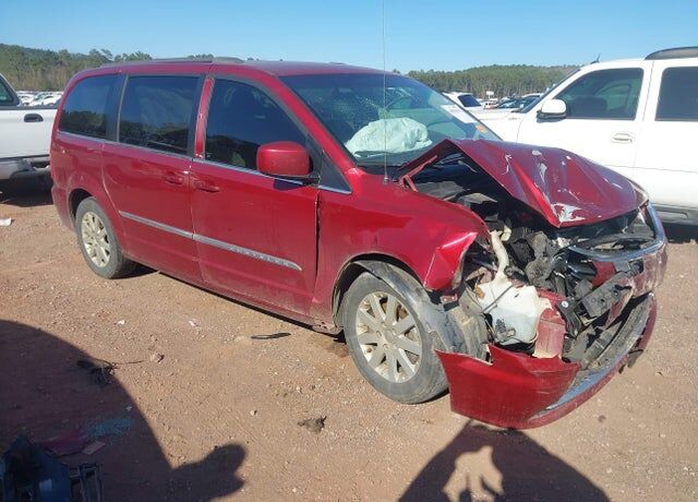 2015 CHRYSLER Town and Country