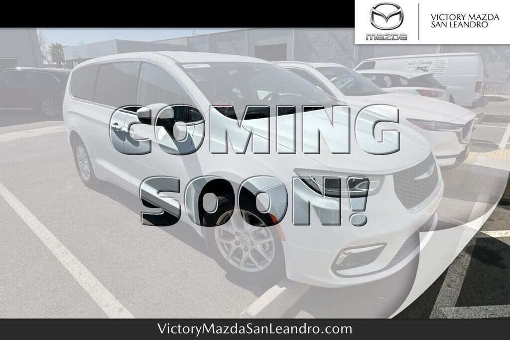 2023 CHRYSLER Pacifica