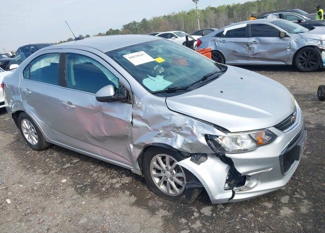 2017 CHEVROLET Sonic