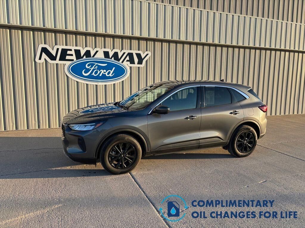 2023 FORD Escape