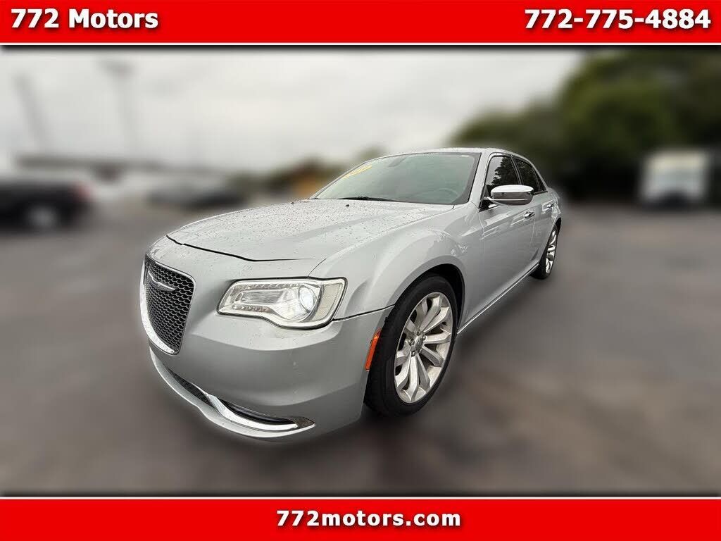 2020 CHRYSLER 300