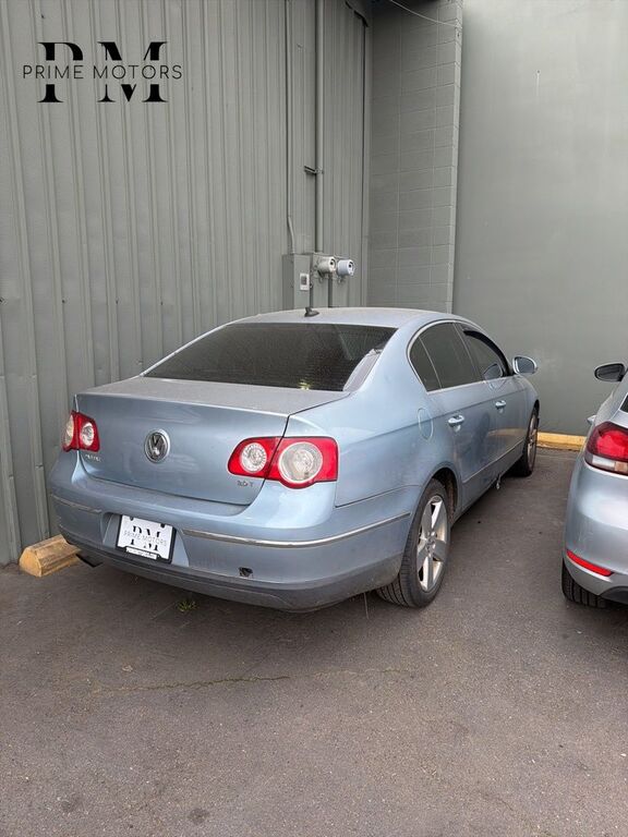 2008 VOLKSWAGEN Passat