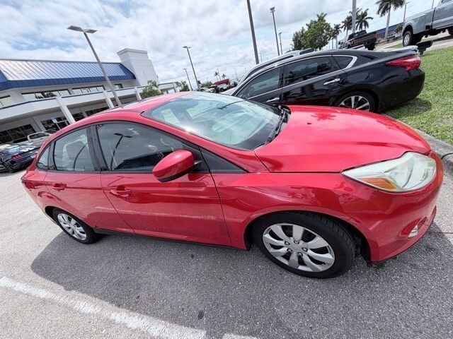 2012 FORD Focus