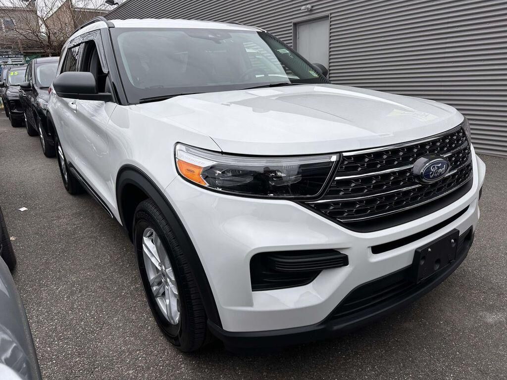2024 FORD Explorer