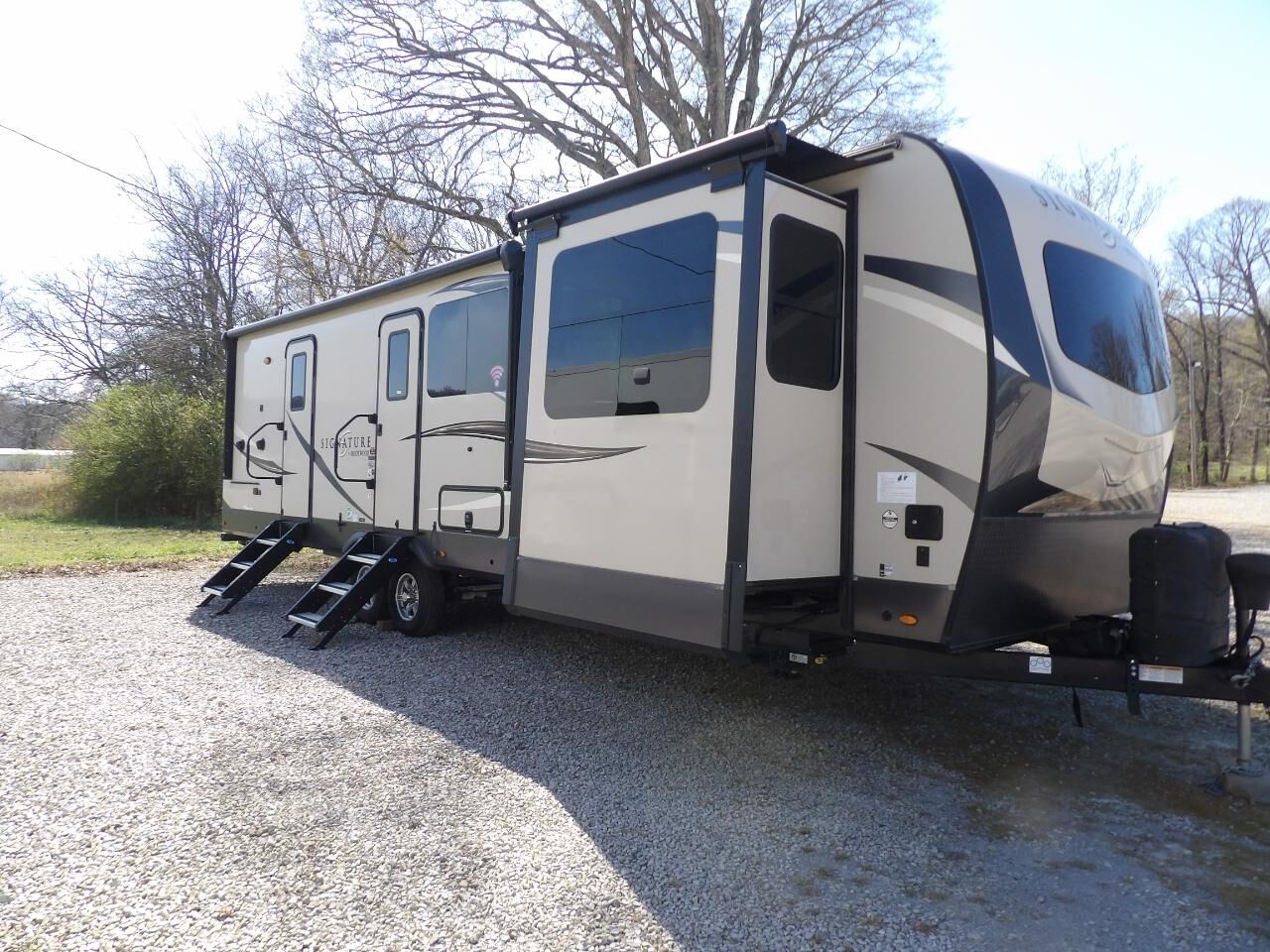 2021 FOREST RIVER Real-lite / Rockwood Lite Weight Trailers