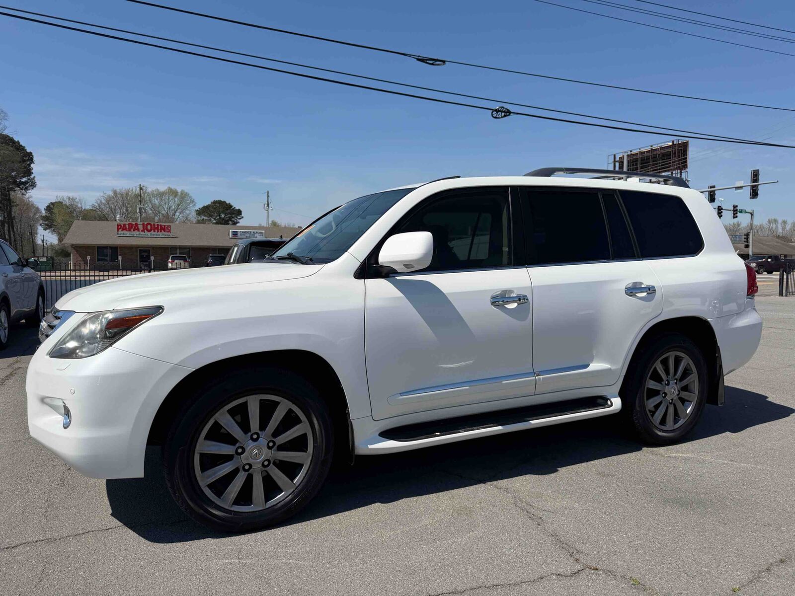2011 LEXUS LX