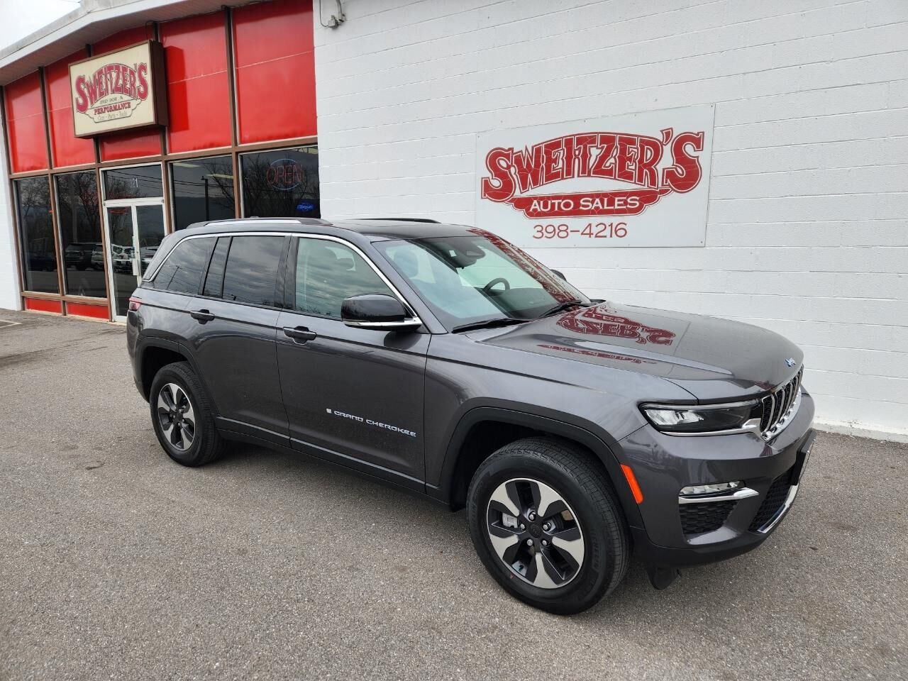 2023 JEEP Grand Cherokee