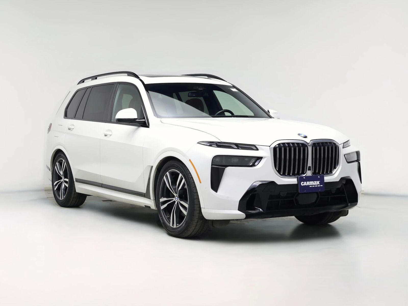 2023 BMW X7