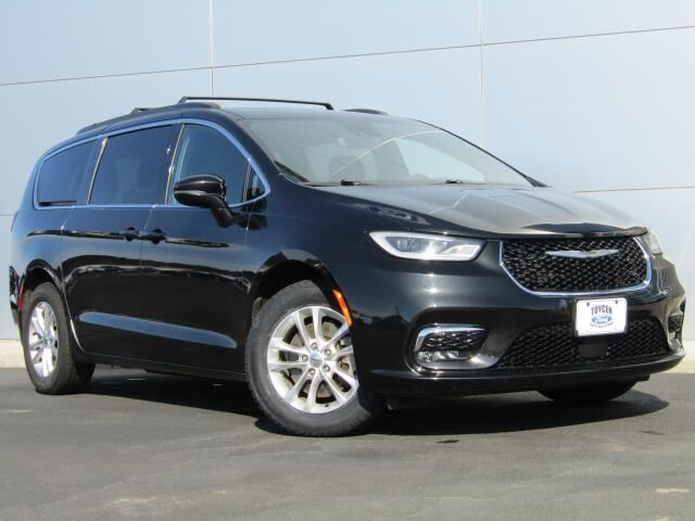 2022 CHRYSLER Pacifica
