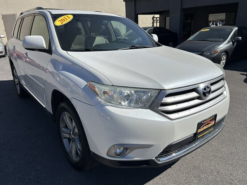 2013 TOYOTA Highlander