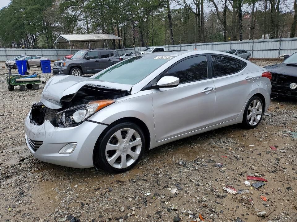 2011 HYUNDAI Elantra