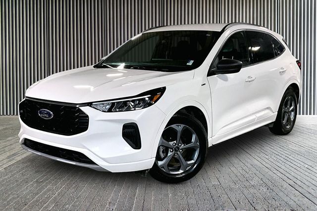 2023 FORD Escape