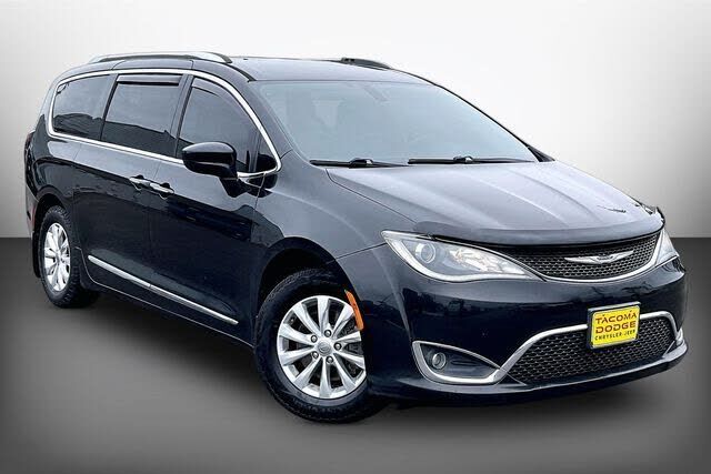 2019 CHRYSLER Pacifica