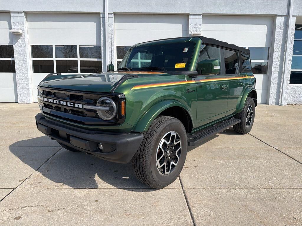 2022 FORD Bronco