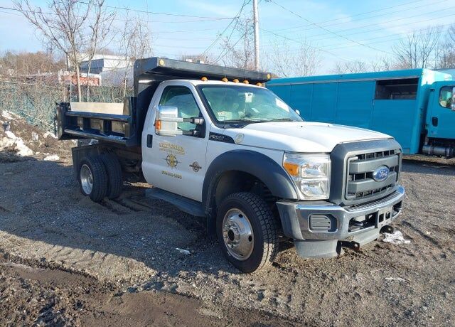 2015 FORD F-550