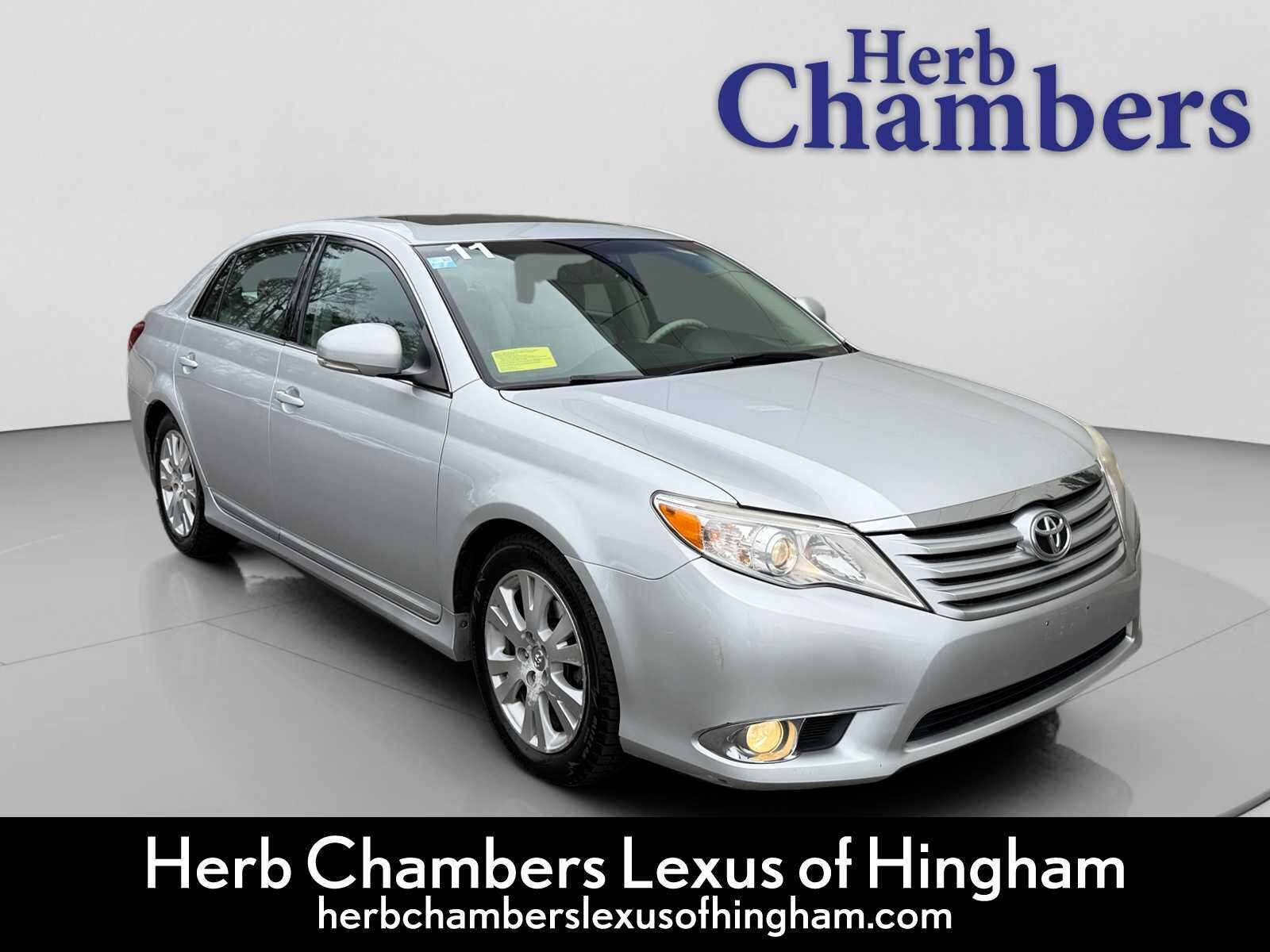 2011 TOYOTA Avalon