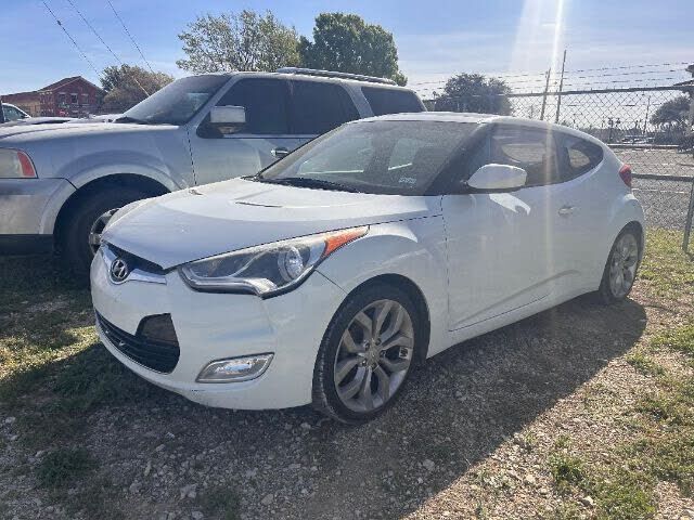 2013 HYUNDAI Veloster